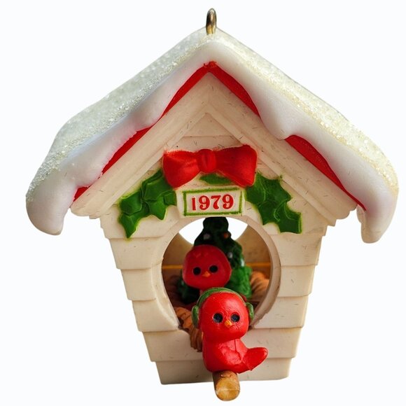 Hallmark Ready For Christmas, Christmas Ornament 1979 Redbird Cardinal Birdhouse - Picture 1 of 12